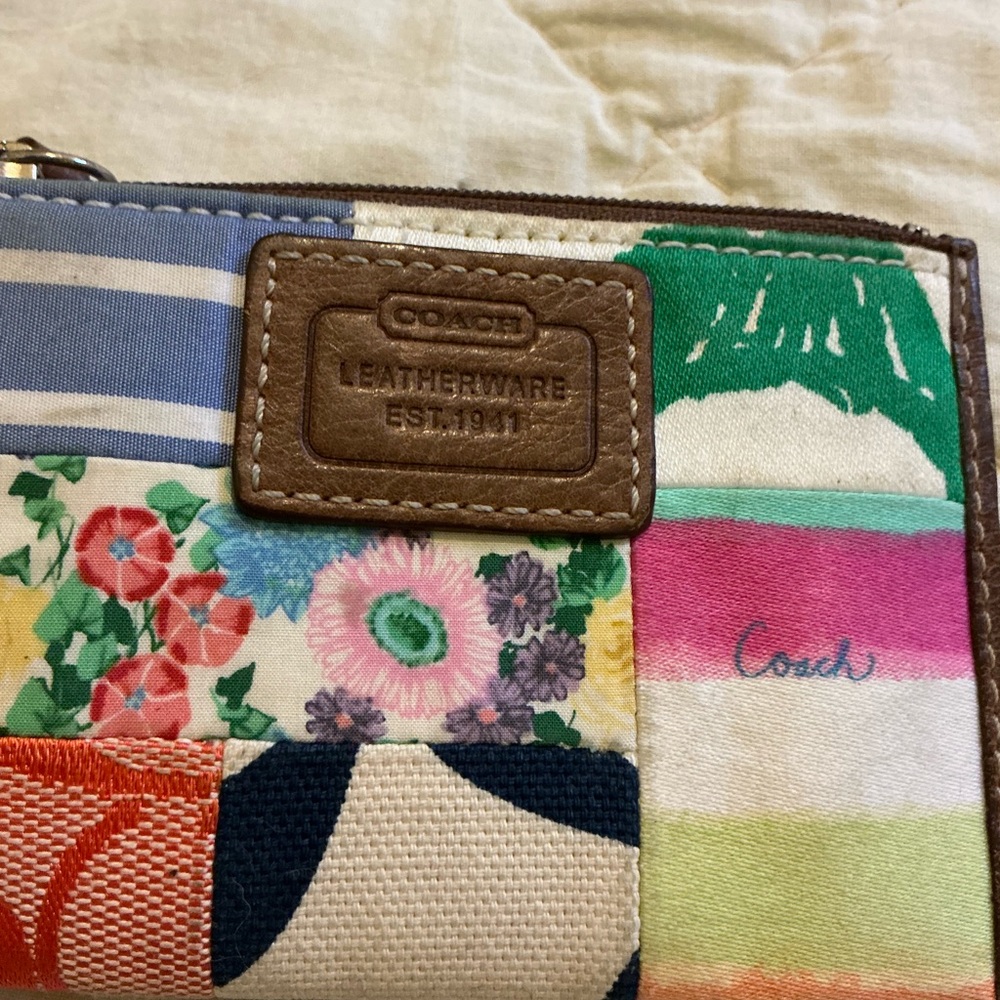 Coach Vintage Card Case - Picture 7 of 16